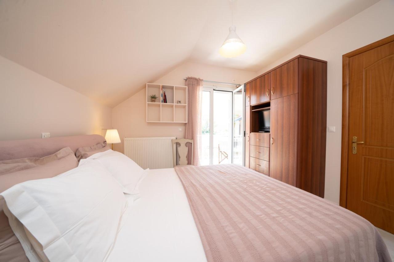 Christina'S Place 사미 외부 사진